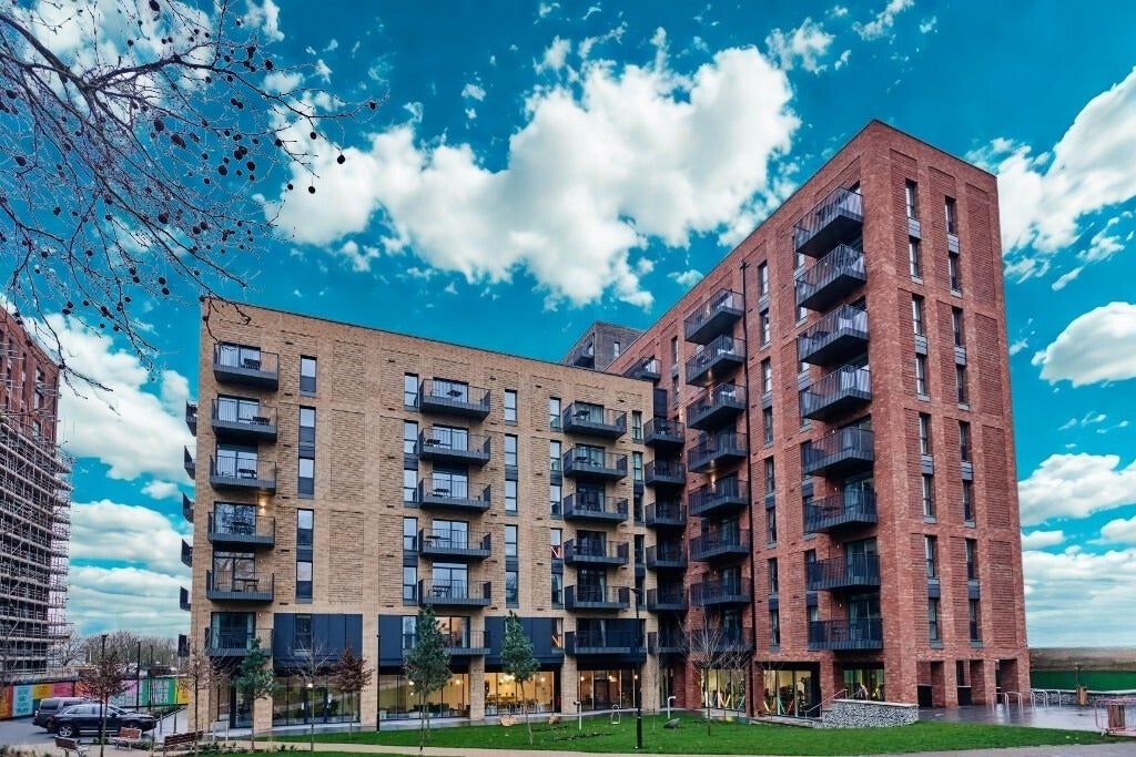 Flat Barking Wharf Square in Greater London