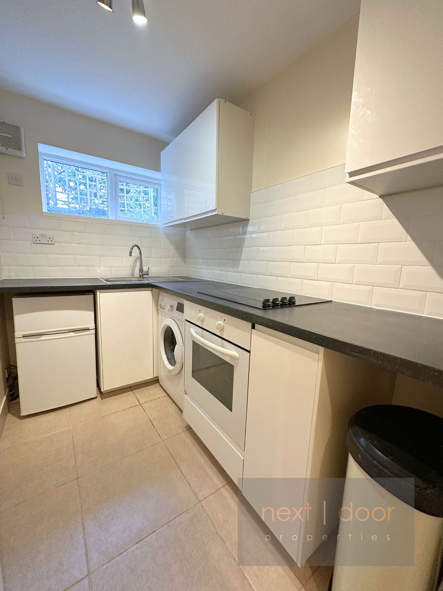 Flat South Lambeth Road in Greater London