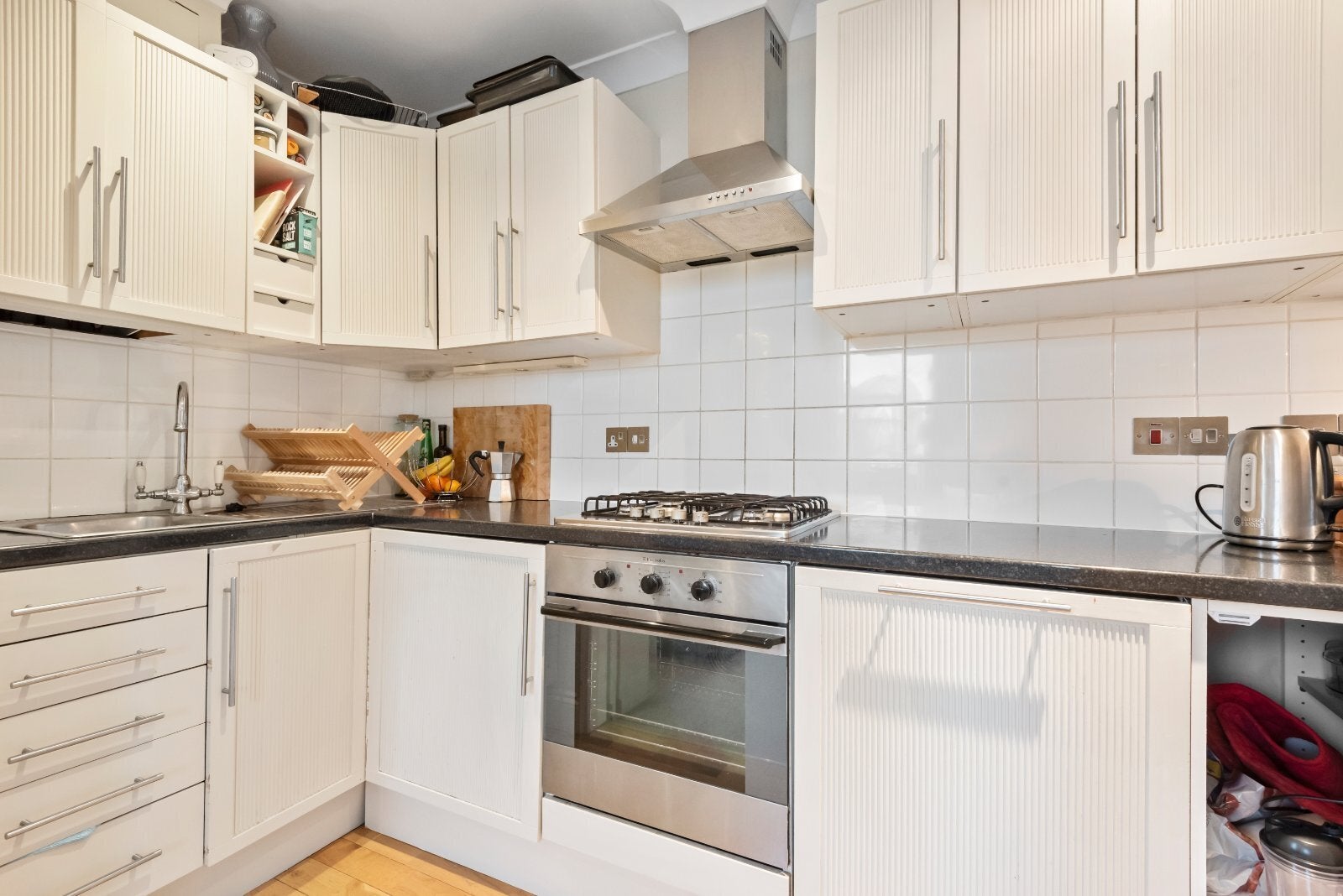Flat Fulham Road in Greater London