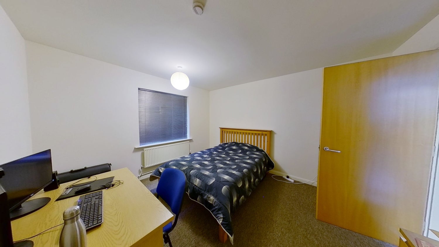 Flat Russell Street in Nottingham