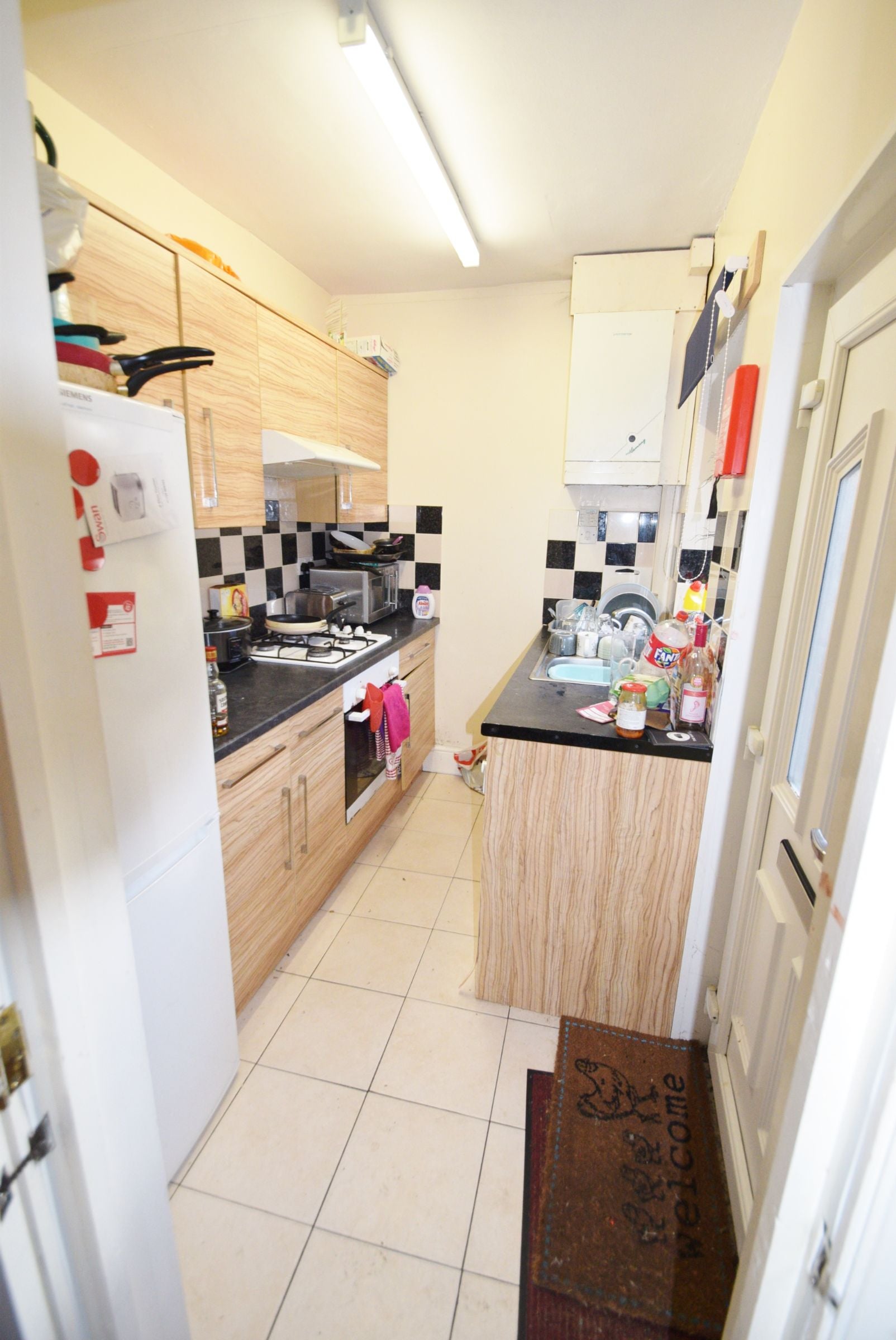 Room Harefield Road in Sheffield