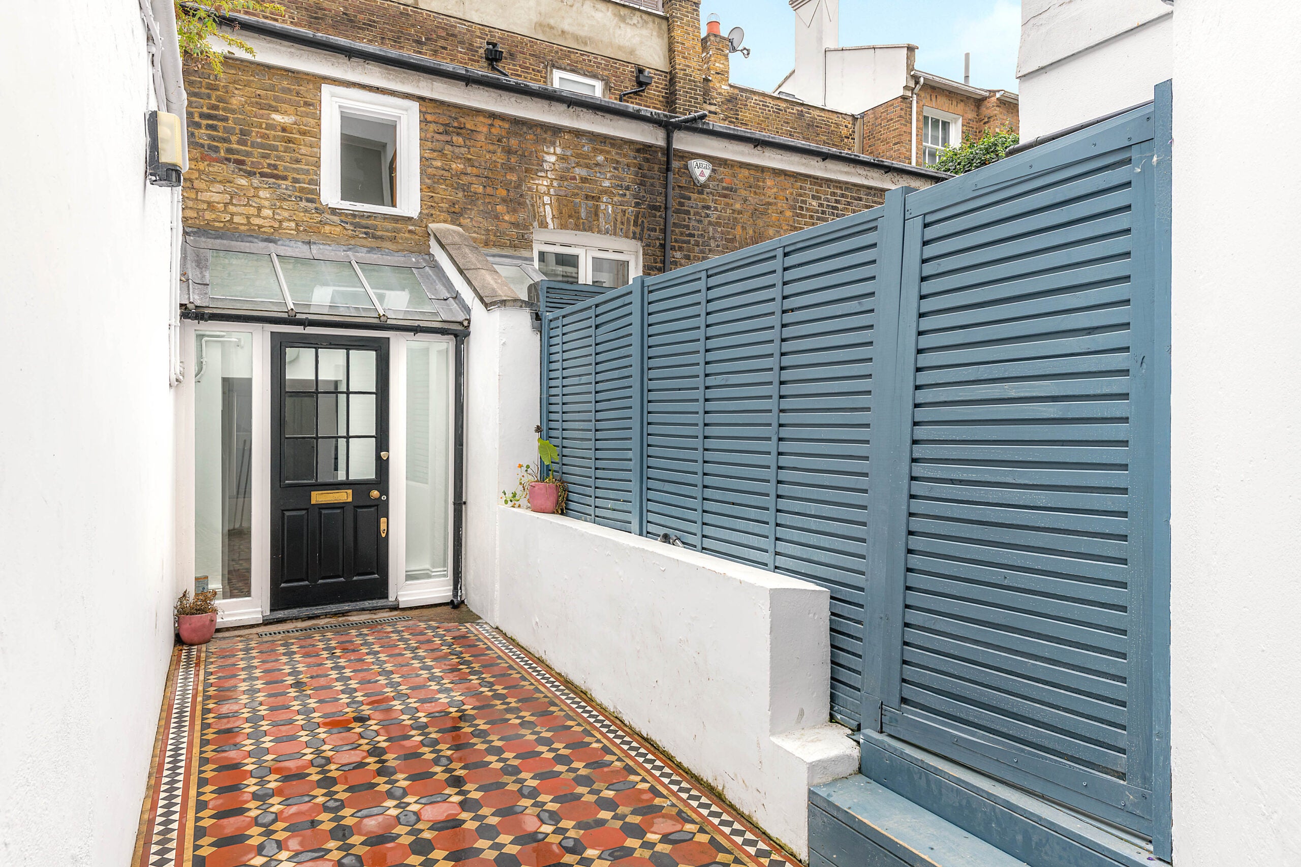House Redcliffe Gardens in Greater London