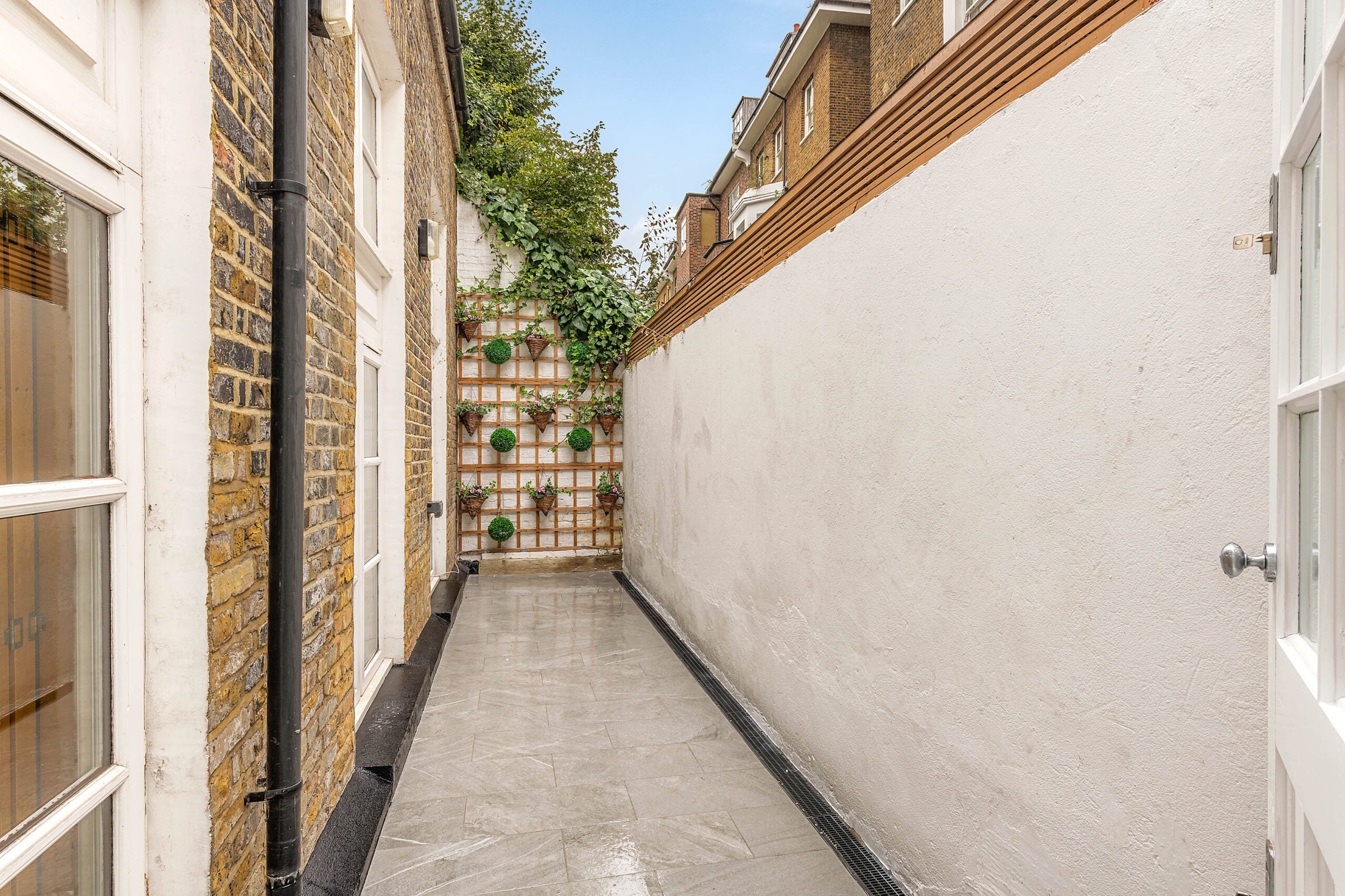 House Redcliffe Gardens in Greater London