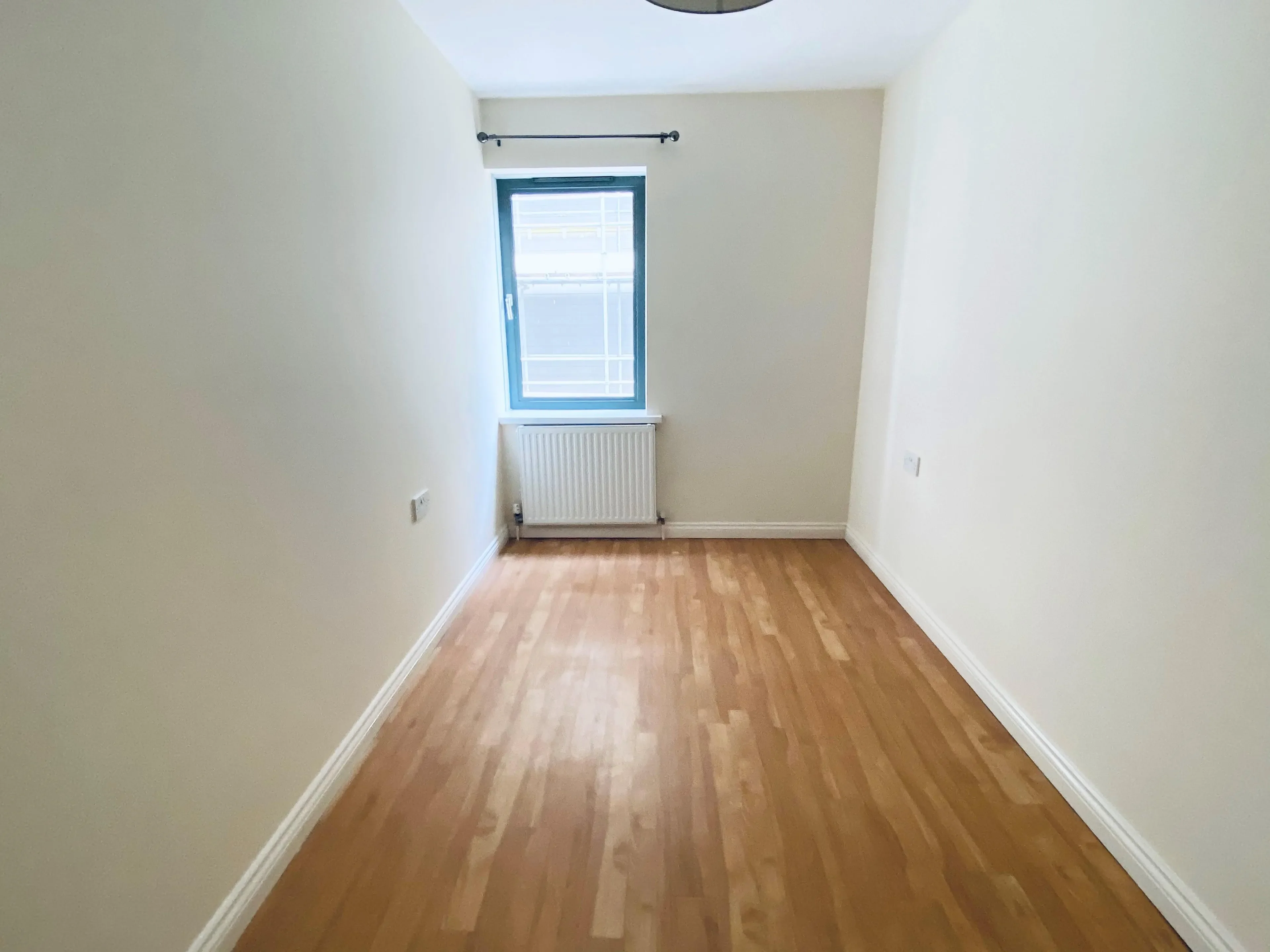 Flat Denmark Road in Poole
