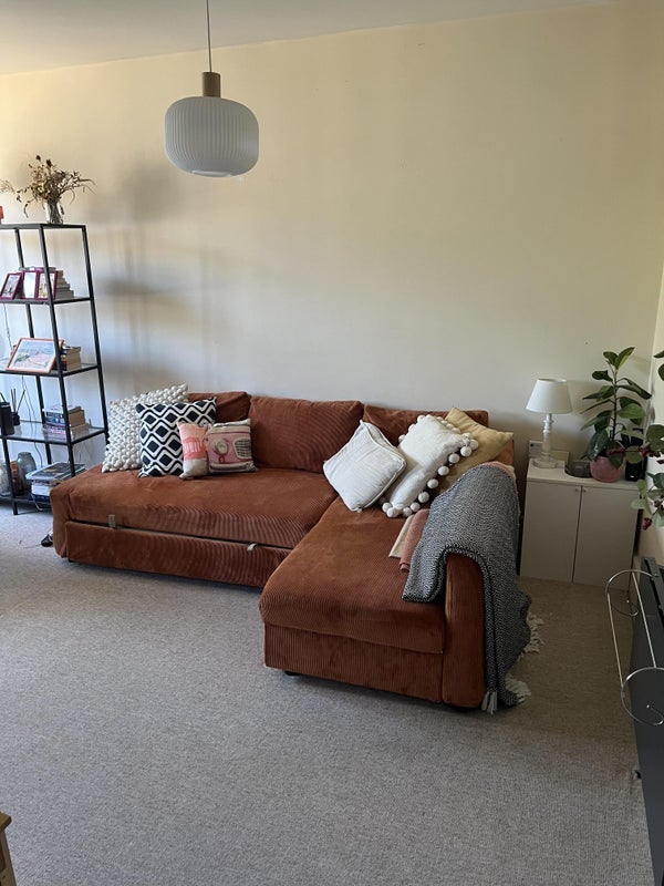 Room Middleton Road in Greater London