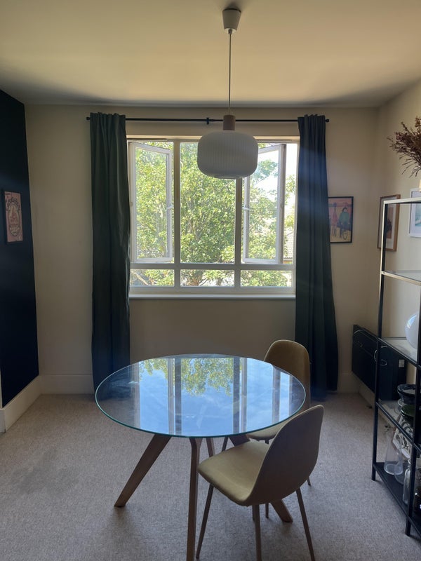 Room Middleton Road in Greater London