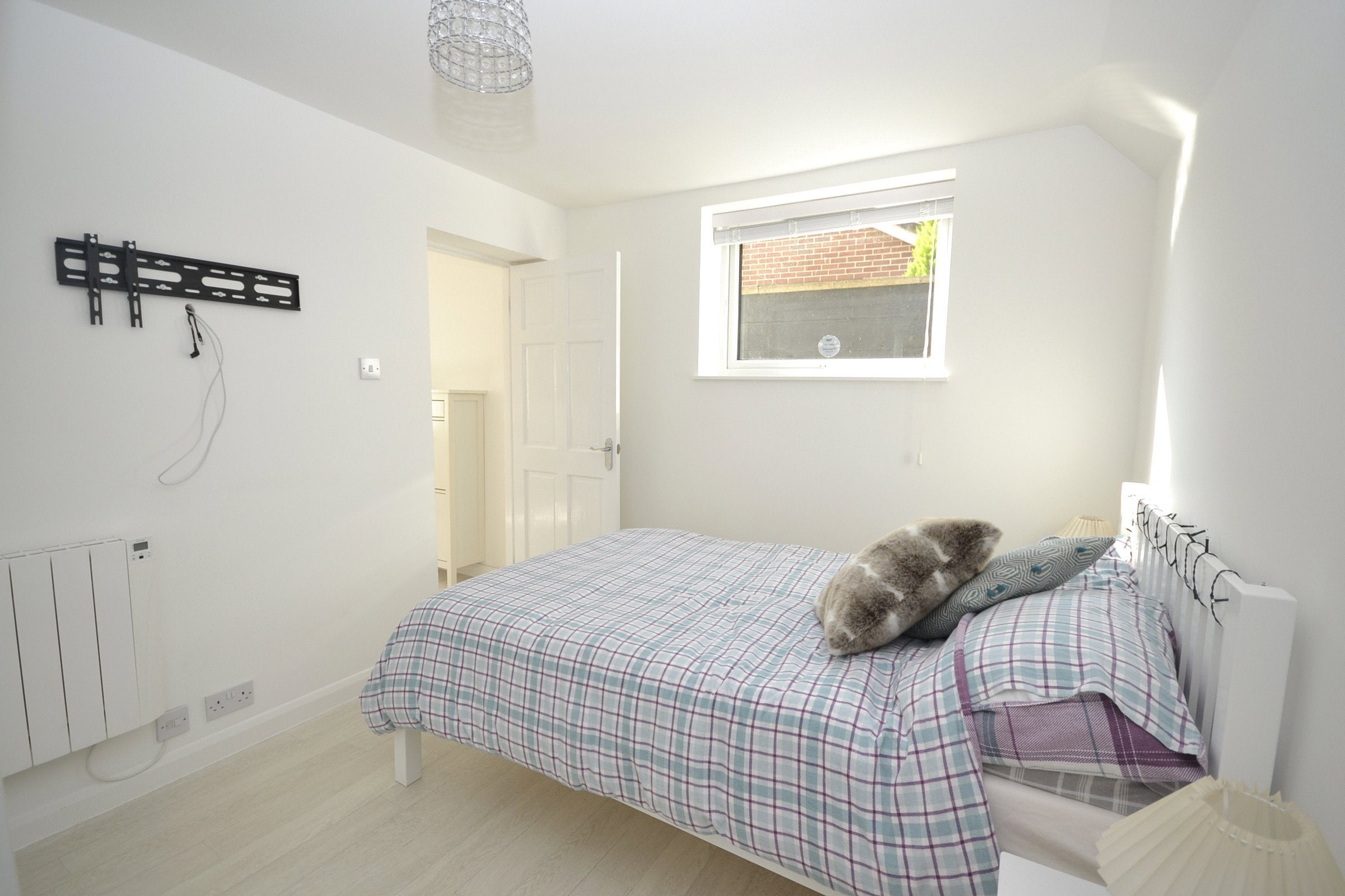 Flat Reynolds Walk in Bristol