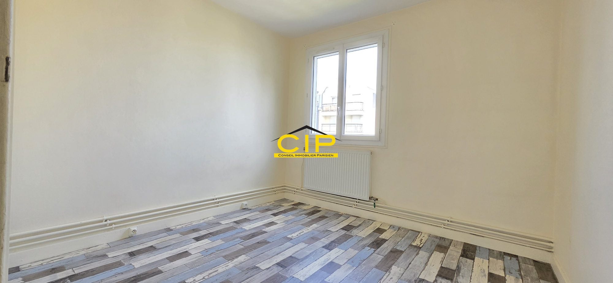 Flat Rue de Belleville in Paris