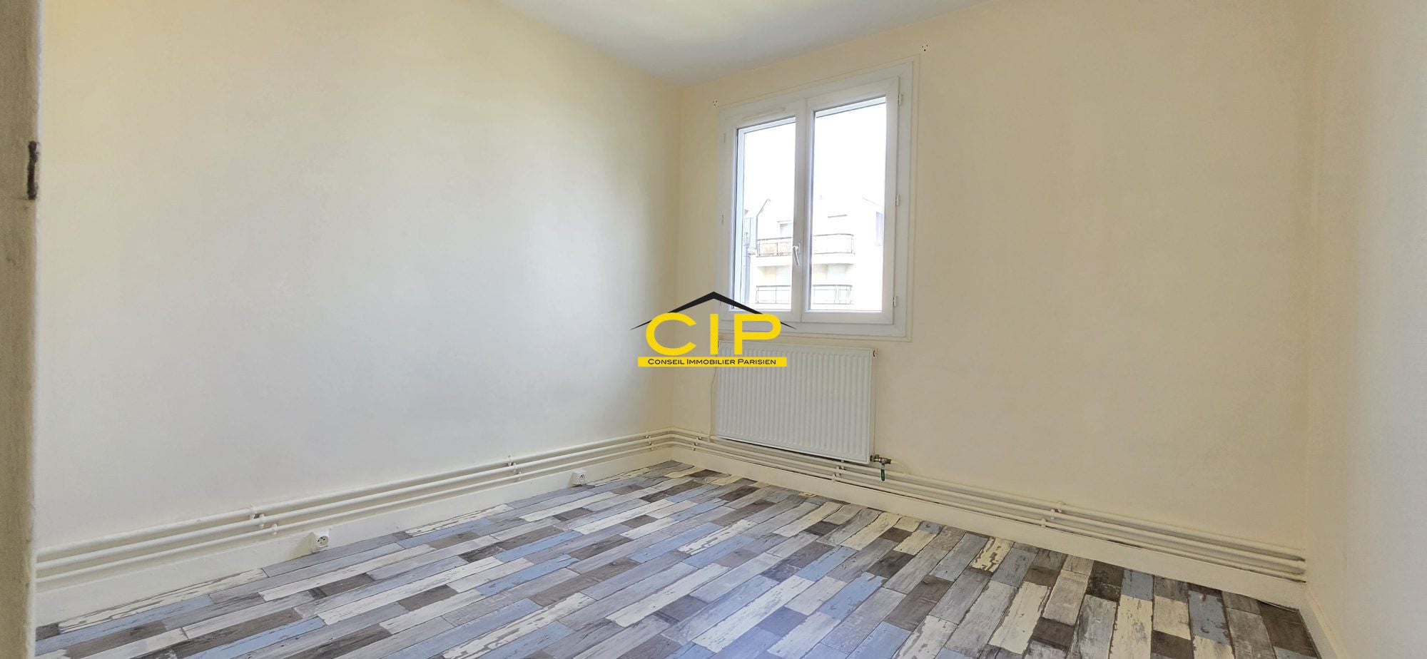 Flat Rue de Belleville in Paris