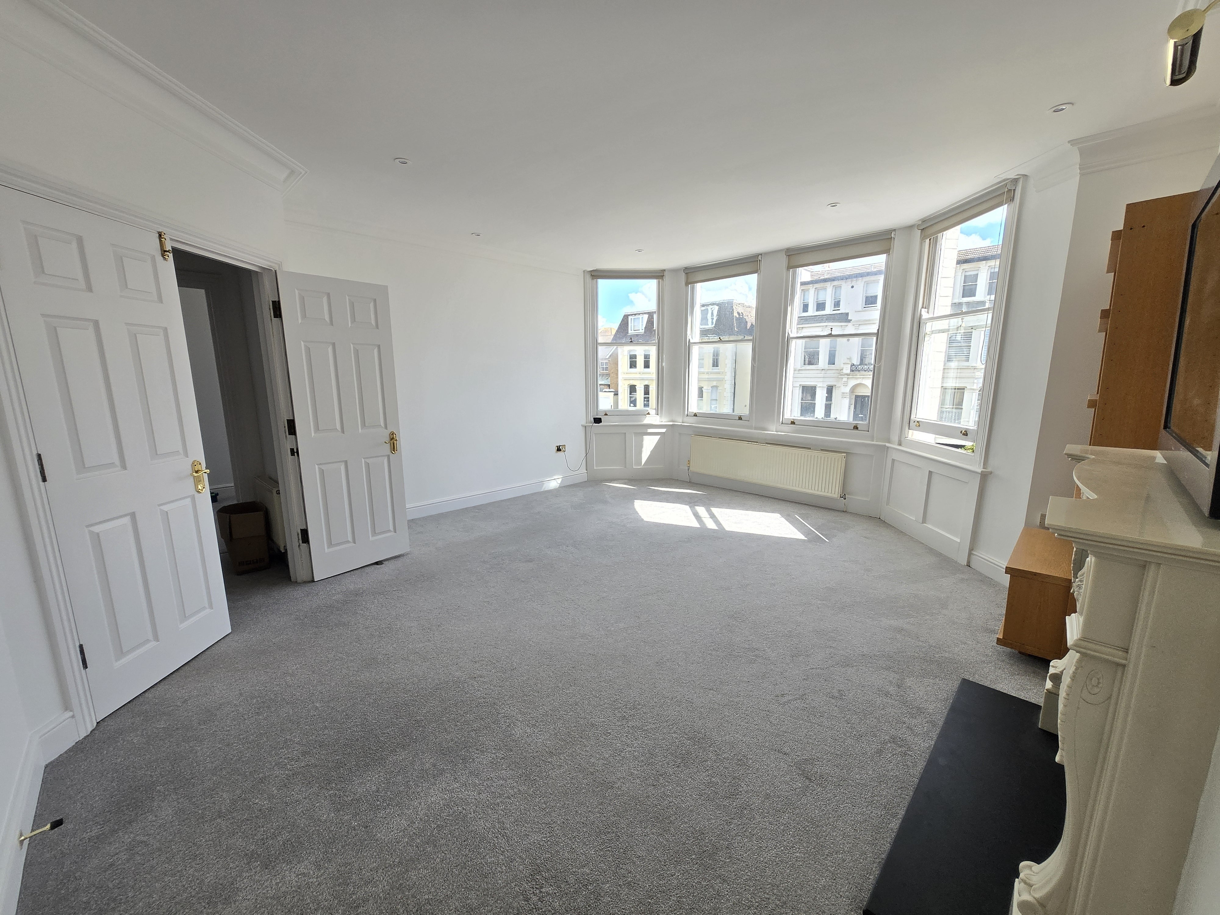 Flat Sackville Gardens in Portslade by Sea