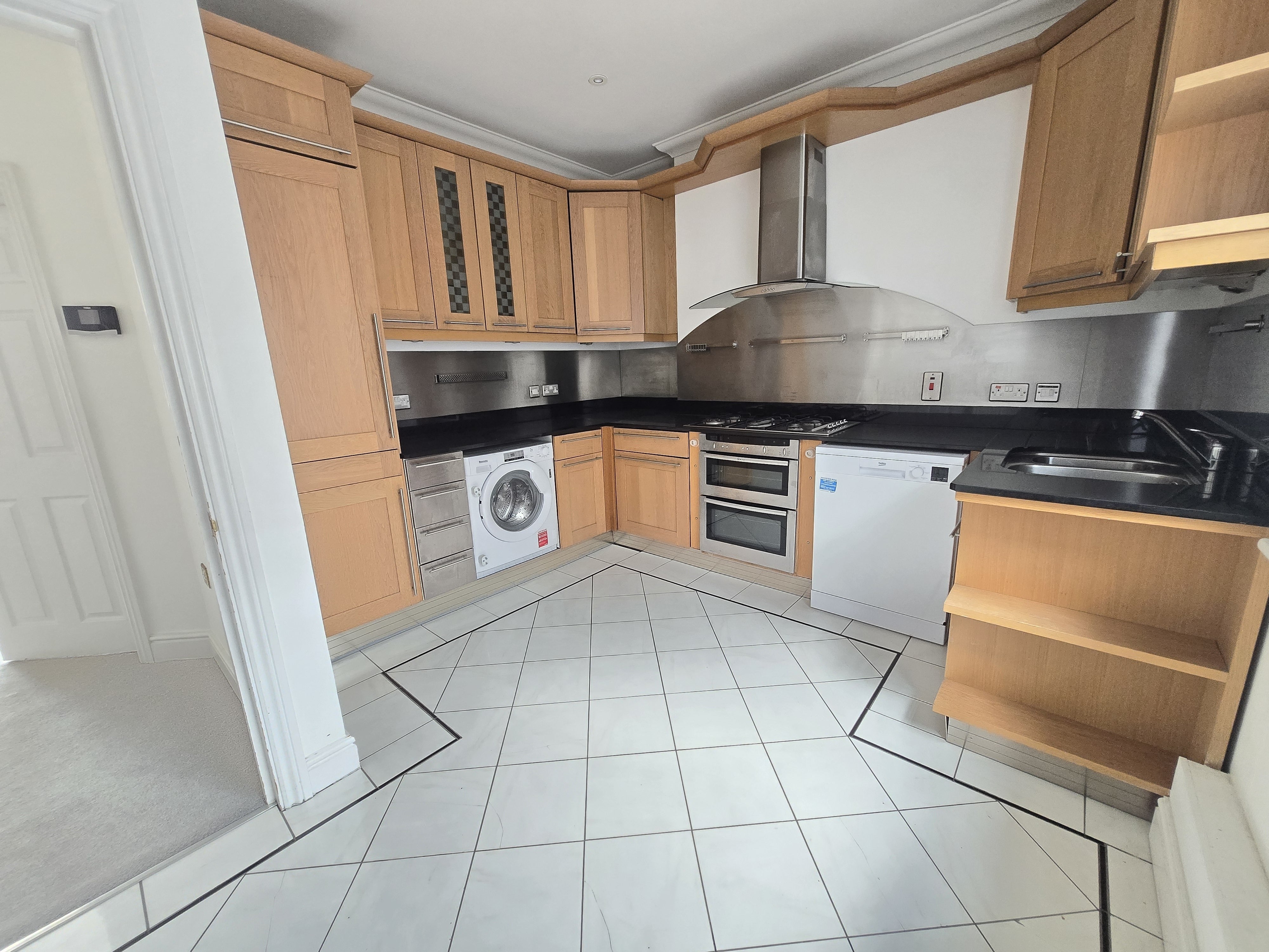 Flat Sackville Gardens in Portslade by Sea