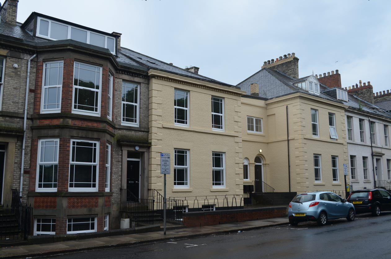 Flat North Terrace in Newcastle upon Tyne