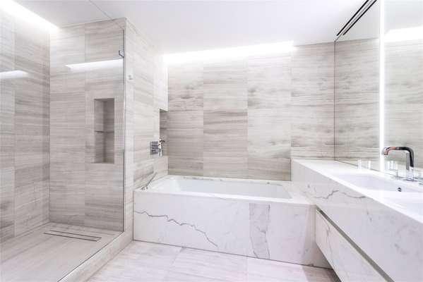 Flat Bressenden Place in City of Westminster
