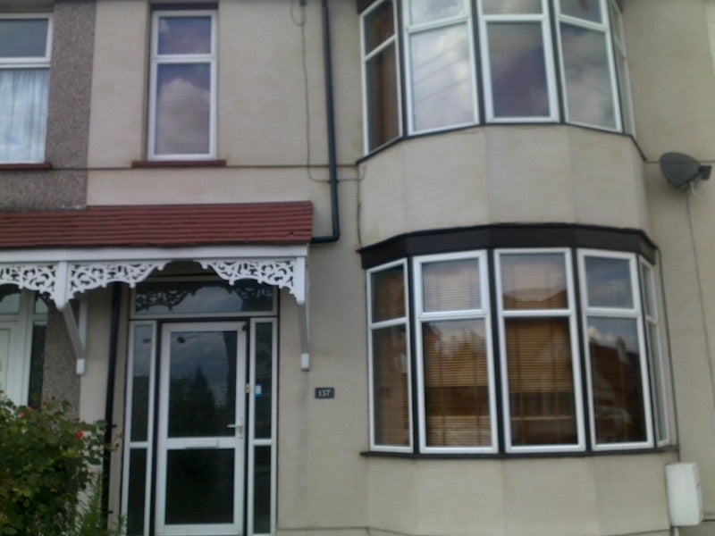 House Nutfield Gardens in Greater London
