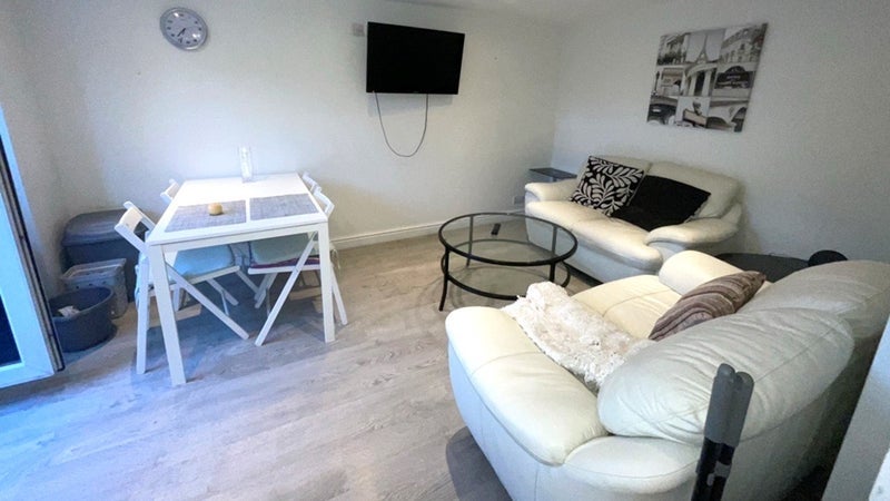 Room Harrington Drive in Nottingham