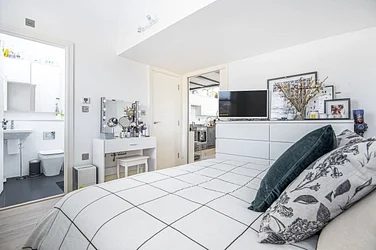 Flat Clapham Park Road in Greater London