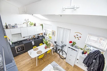 Flat Clapham Park Road in Greater London