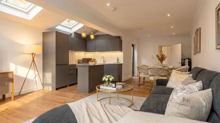 Flat Brook Drive in Greater London