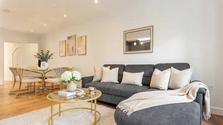 Flat Brook Drive in Greater London