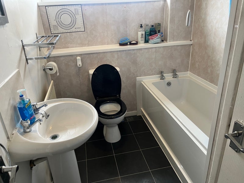 Room Chelmsley Road in Metropolitan Borough of Solihull
