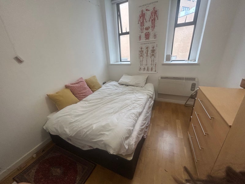 Room Fieldgate Street in Greater London