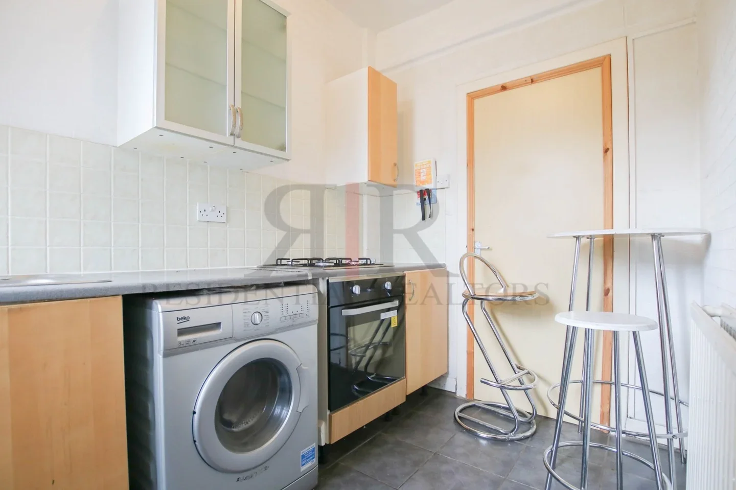 Room Elim Street in Greater London
