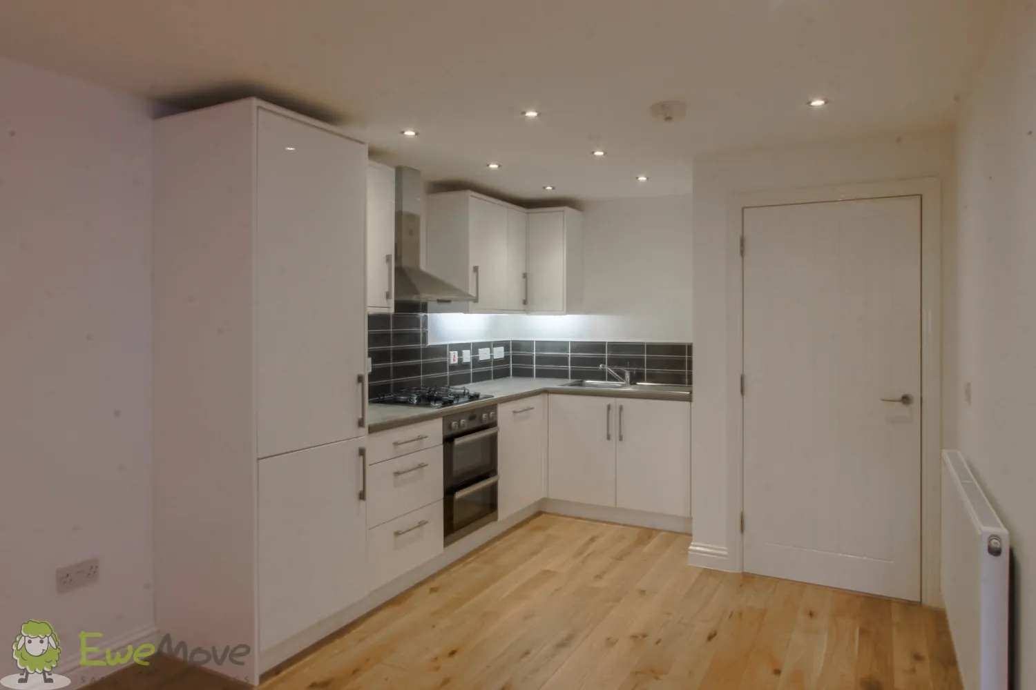 Flat Royal Oak Mews in Cheltenham