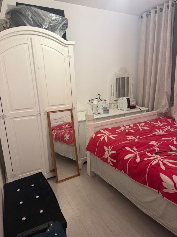 Room Laxton Place in Greater London