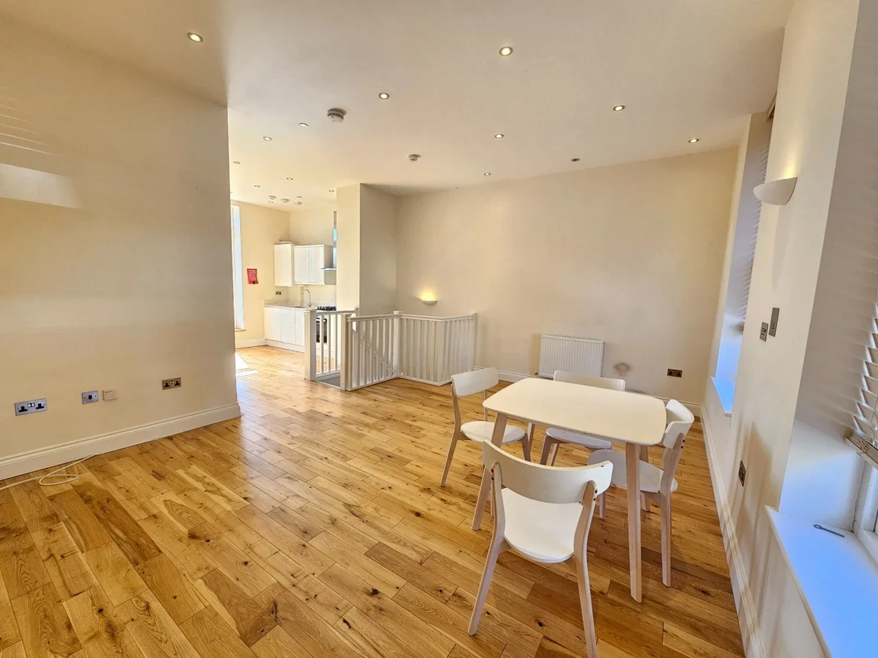 Flat Cheverton Road in Greater London