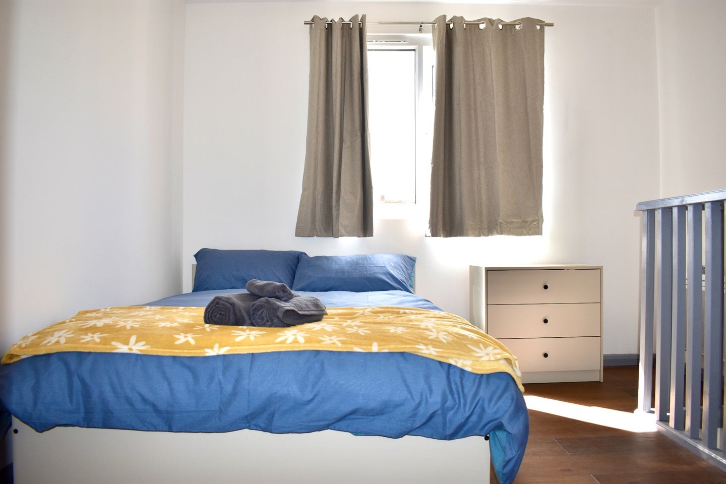 Room Leslie Road in Gillingham