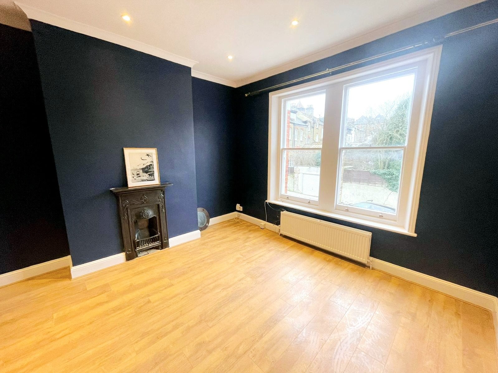 Flat Langdon Park Road in Greater London