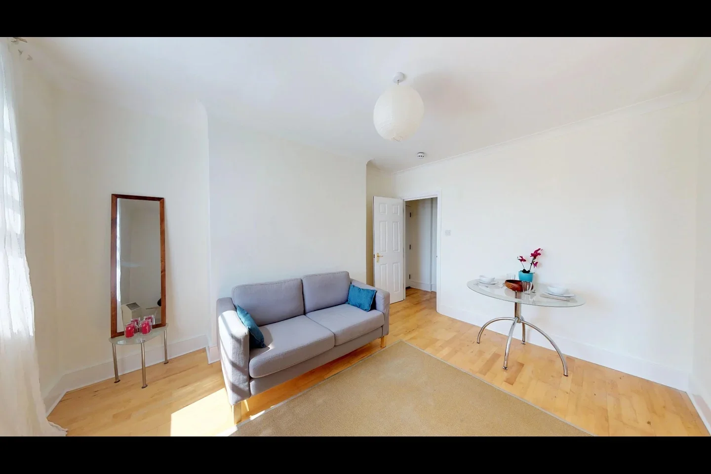 Flat Abbey Gardens in City of Westminster