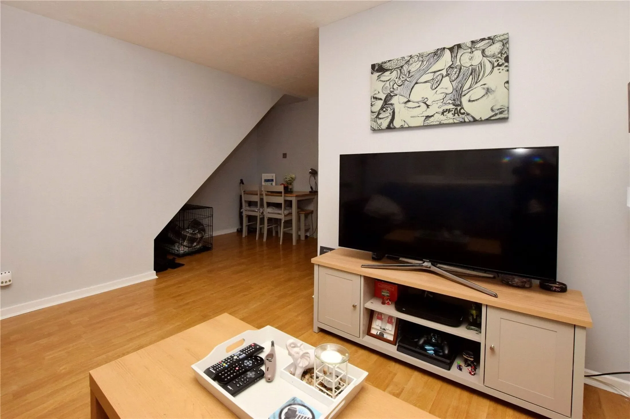 Flat Mortimer Close in Hertsmere