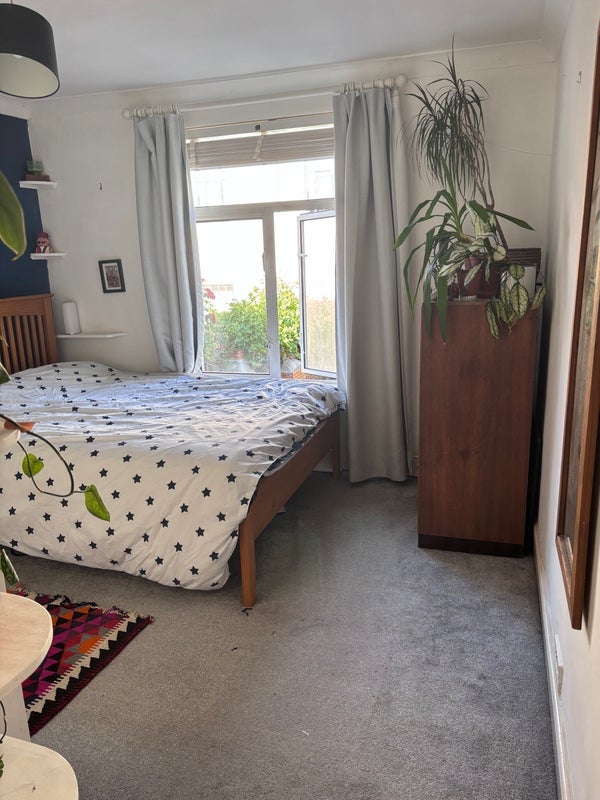 Room Coleman Road in Greater London