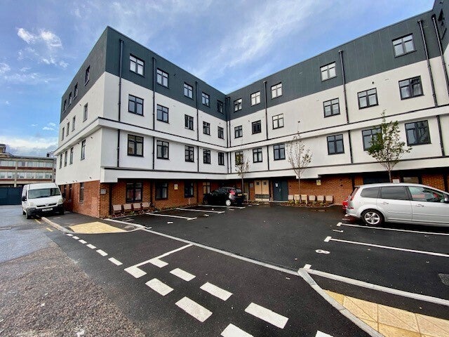 Flat New Street in Aylesbury