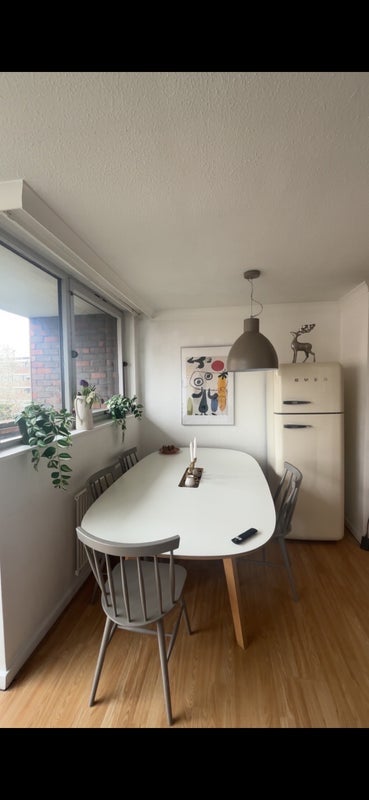 Flat Clarendon Walk in Greater London