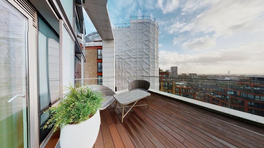 Flat Merchant Square in City of Westminster
