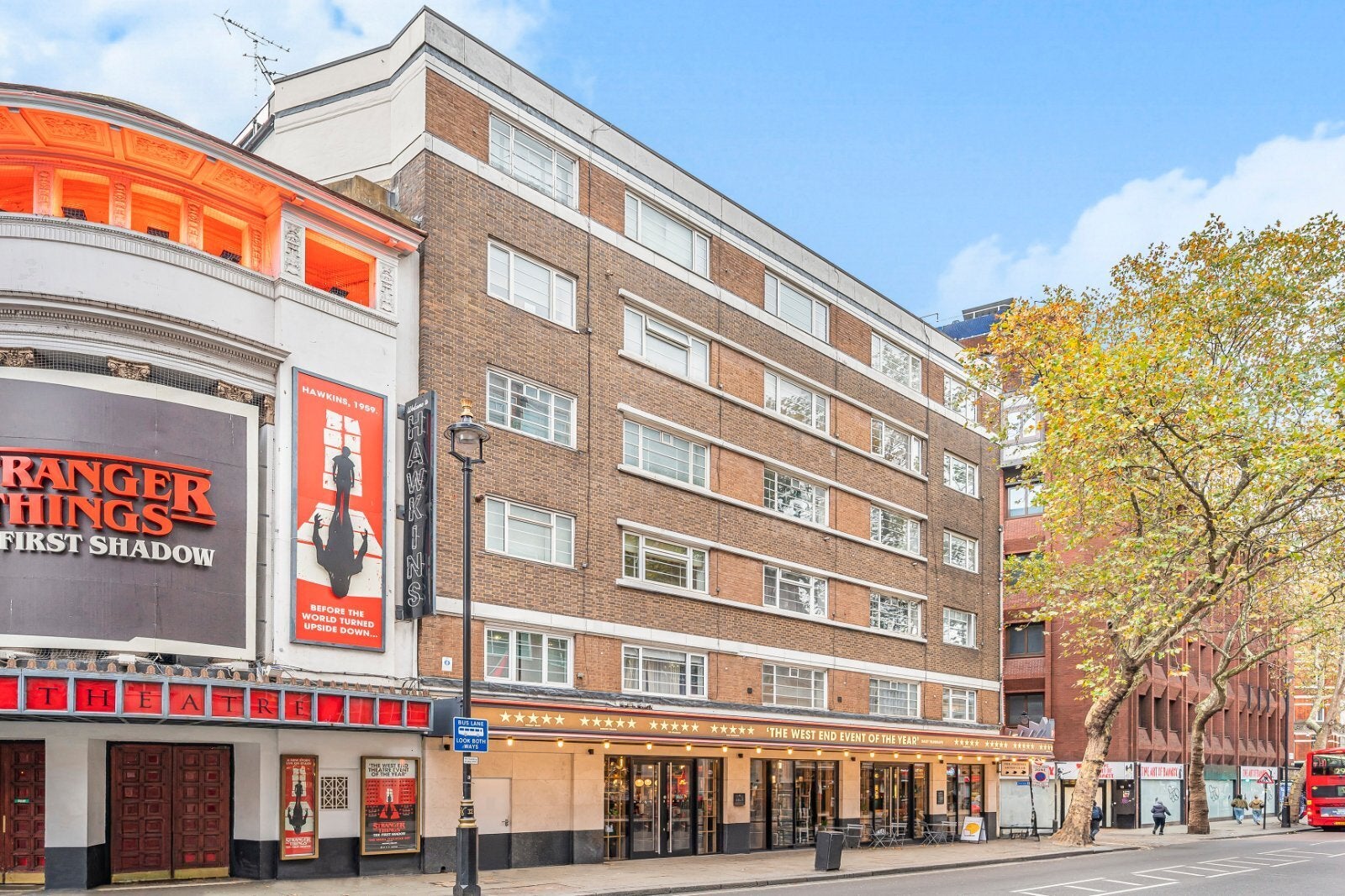 Flat Charing Cross Road in Greater London