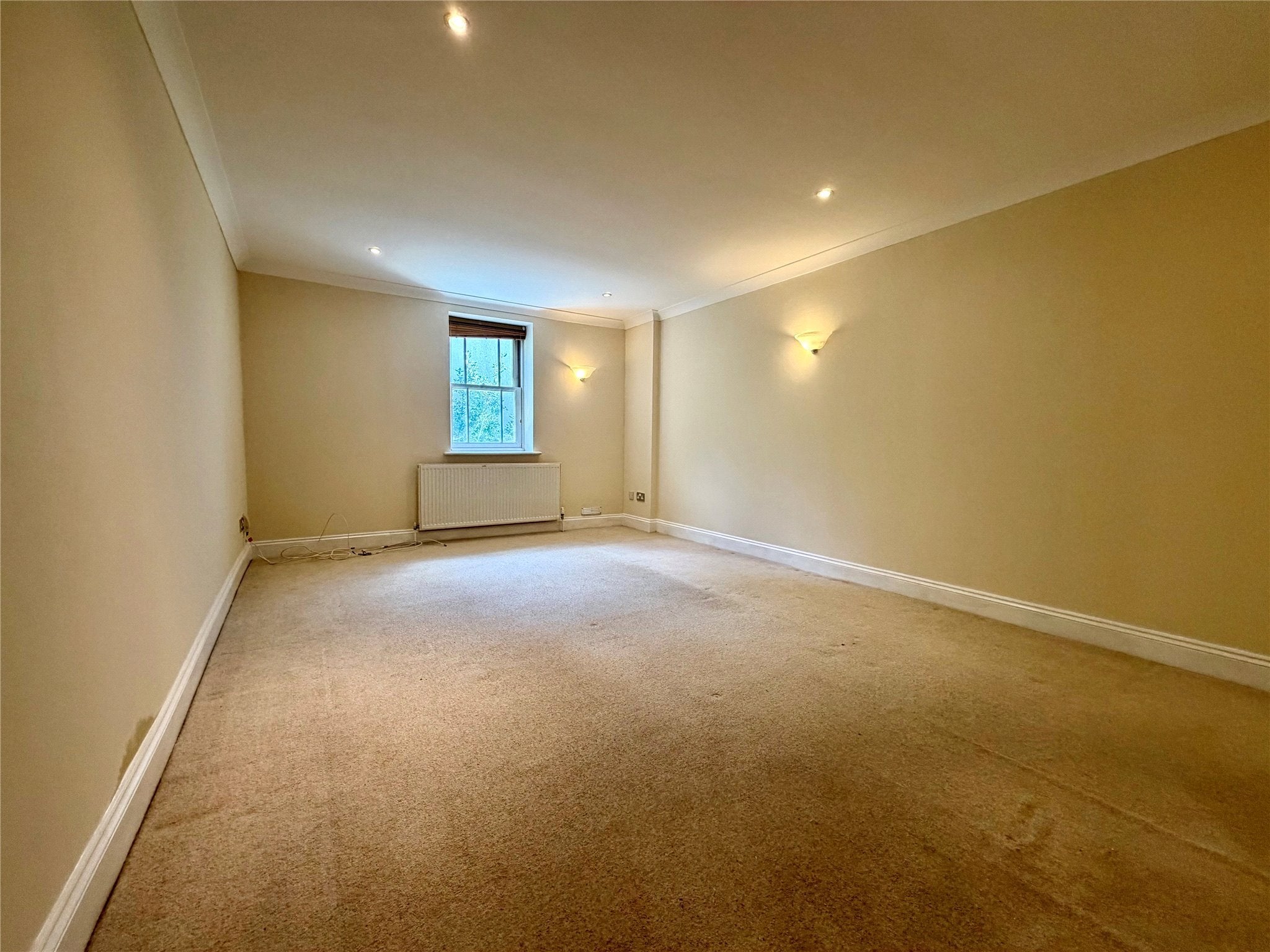 Flat Grove Hill Road in Tunbridge Wells