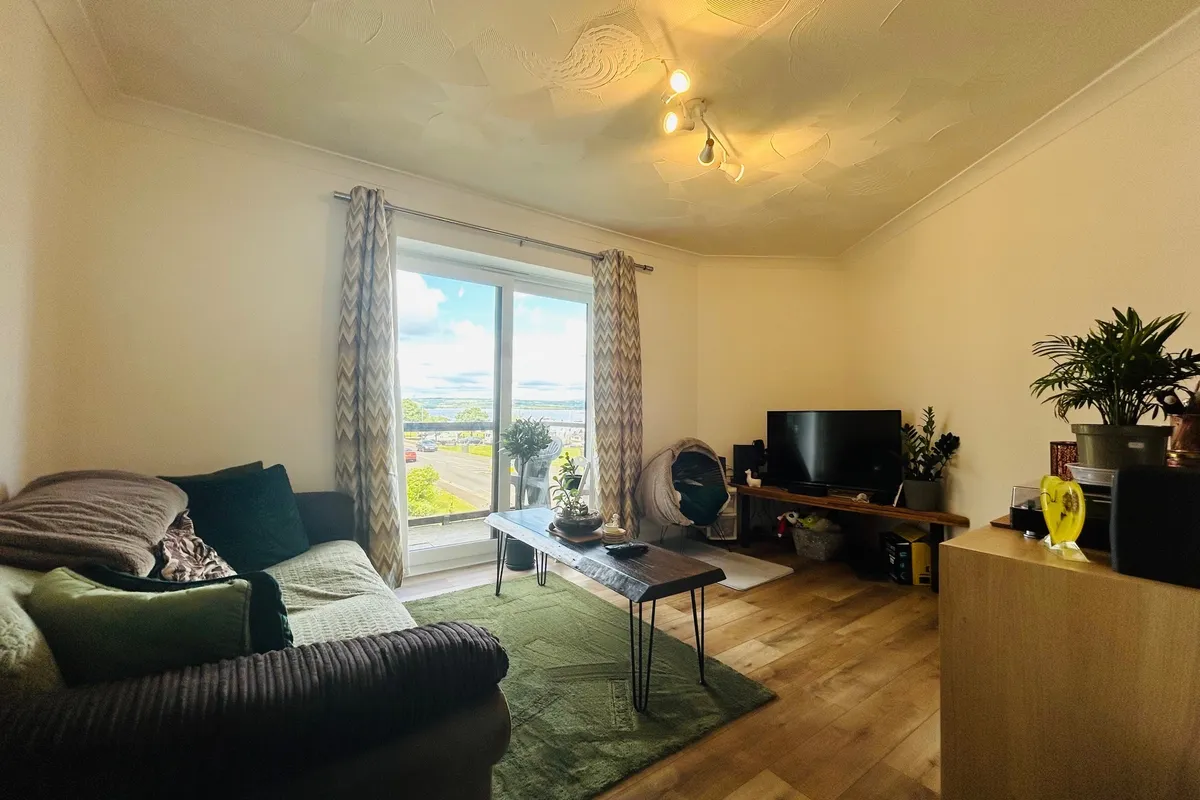Flat Daws Court in Saltash