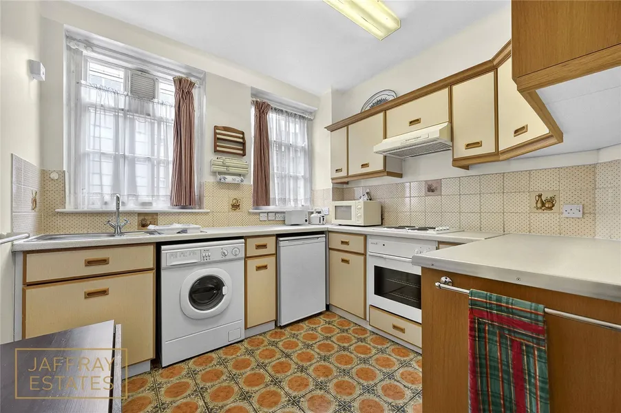 Flat Portman Square in City of Westminster