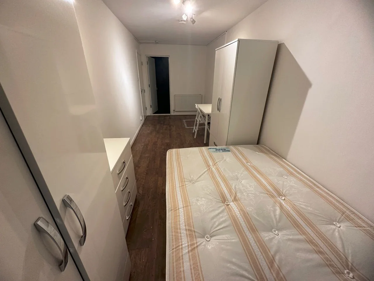 Room West Hill in Greater London