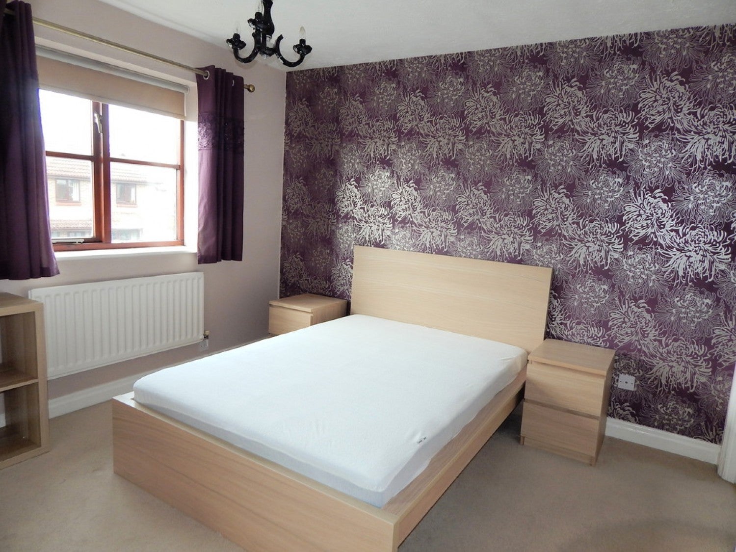 Room Rose Avenue in Vale of White Horse