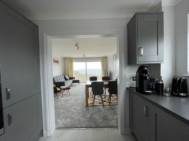 Flat Manor Road in Bournemouth