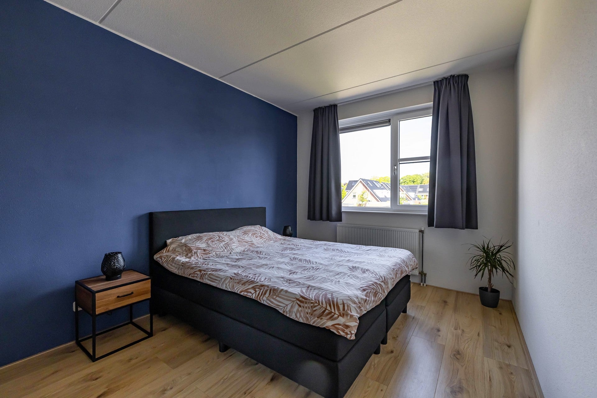 Tussenwoning te koop: Walviuslaan 4, Marum