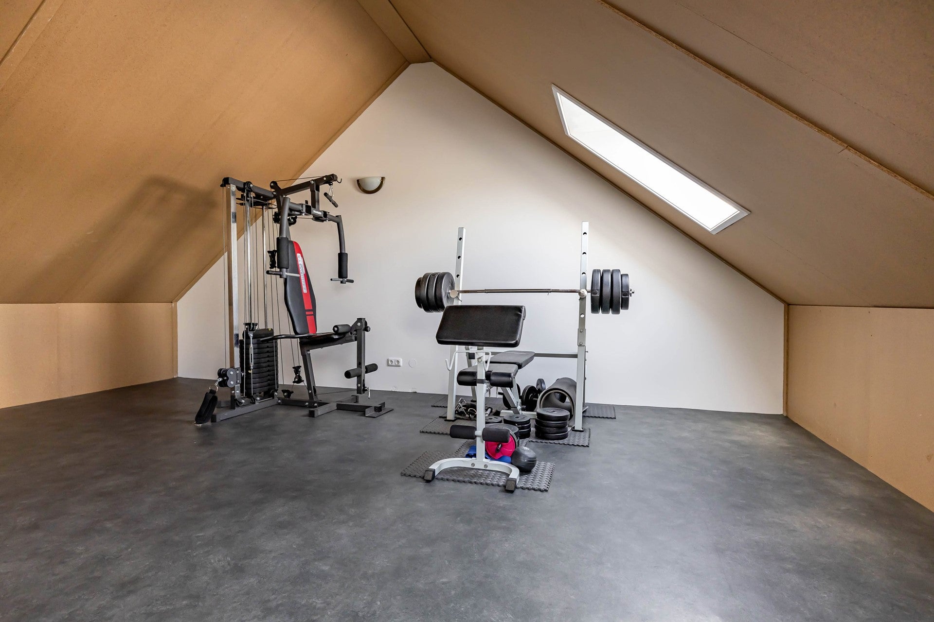 Tussenwoning te koop: Walviuslaan 4, Marum