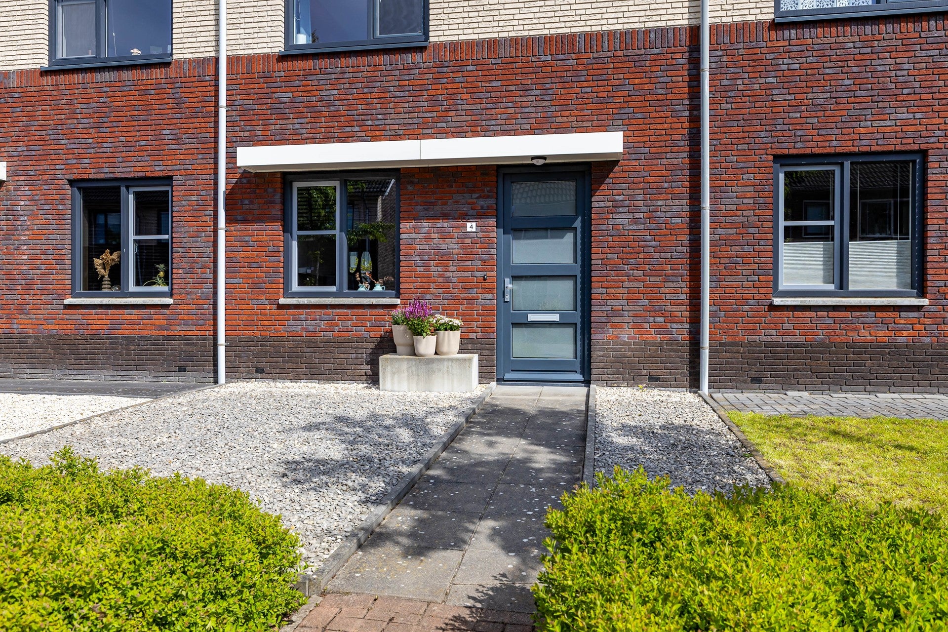 Tussenwoning te koop: Walviuslaan 4, Marum