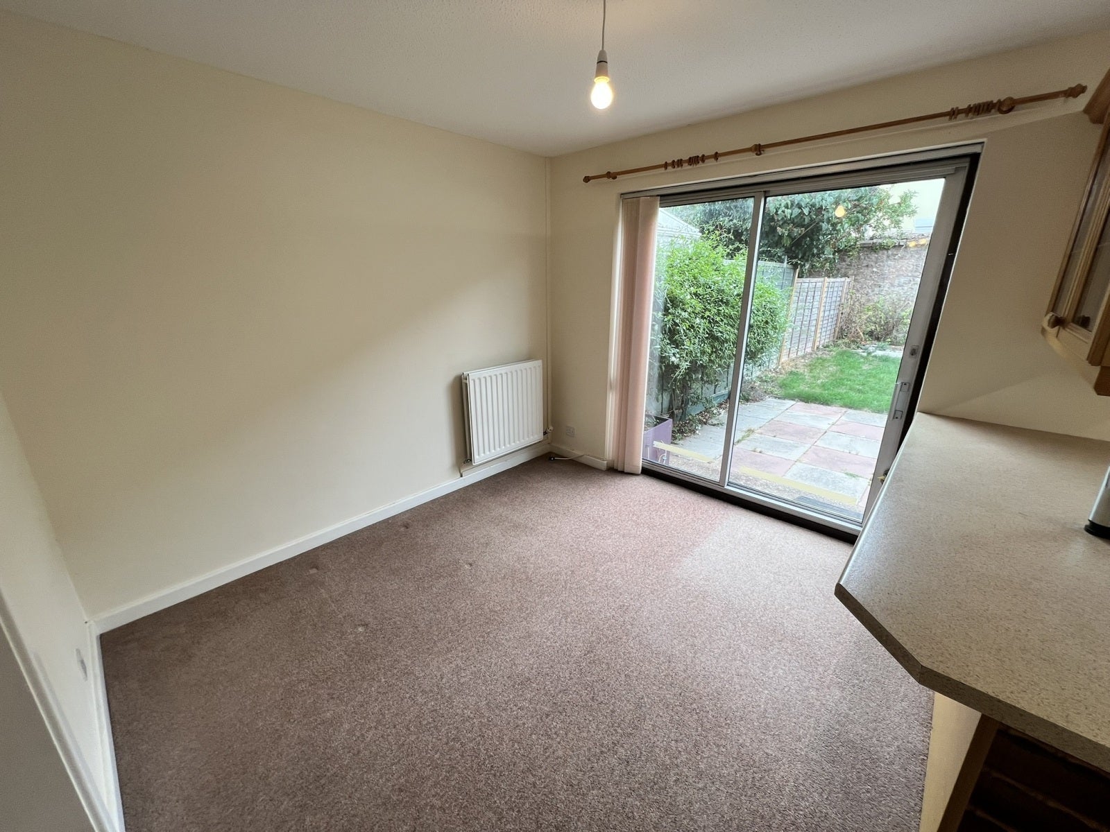 House Dovetons Drive in Williton