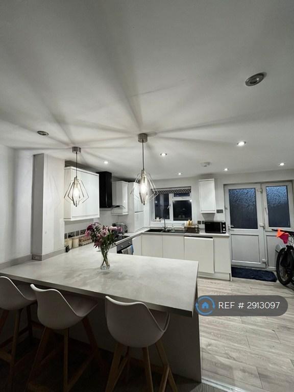 Room Uldale Way in Peterborough
