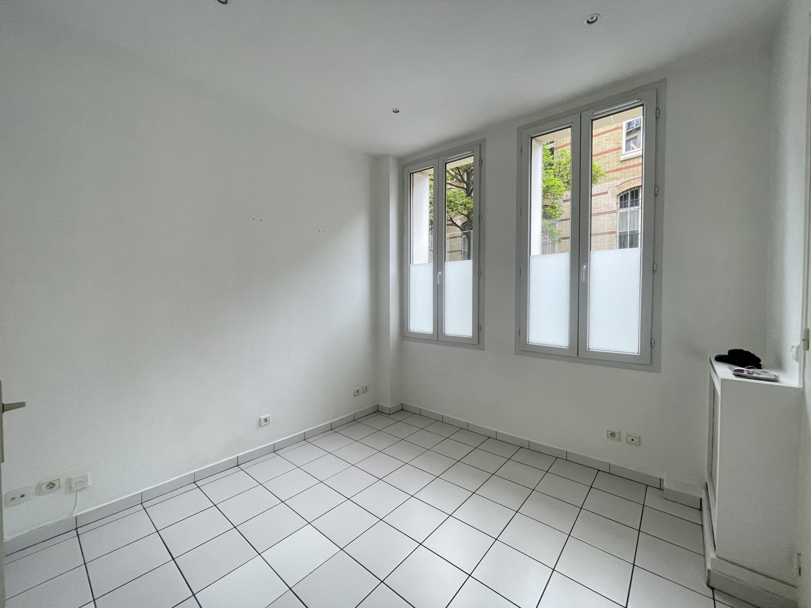 Room Rue Cambronne in Paris